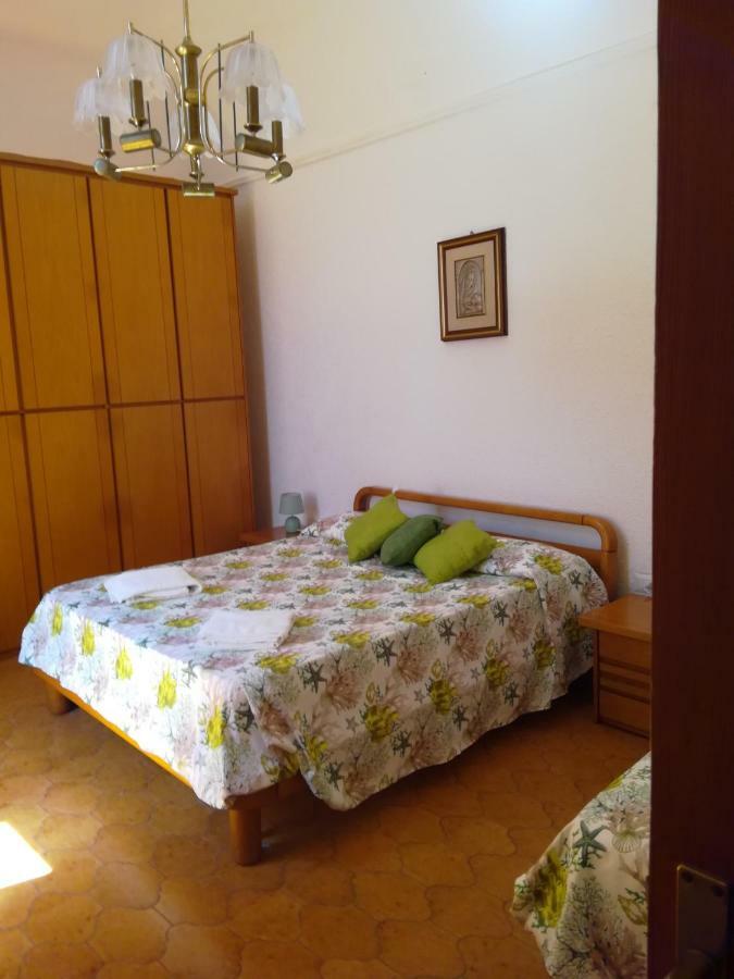 Casa Geltrude Al Porto Villa Прочида Екстериор снимка